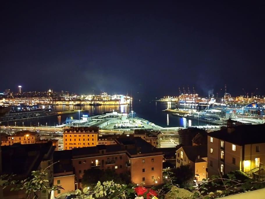Casaviva - Bilo With Patio In Genova San Teodoro Apartment Exterior foto